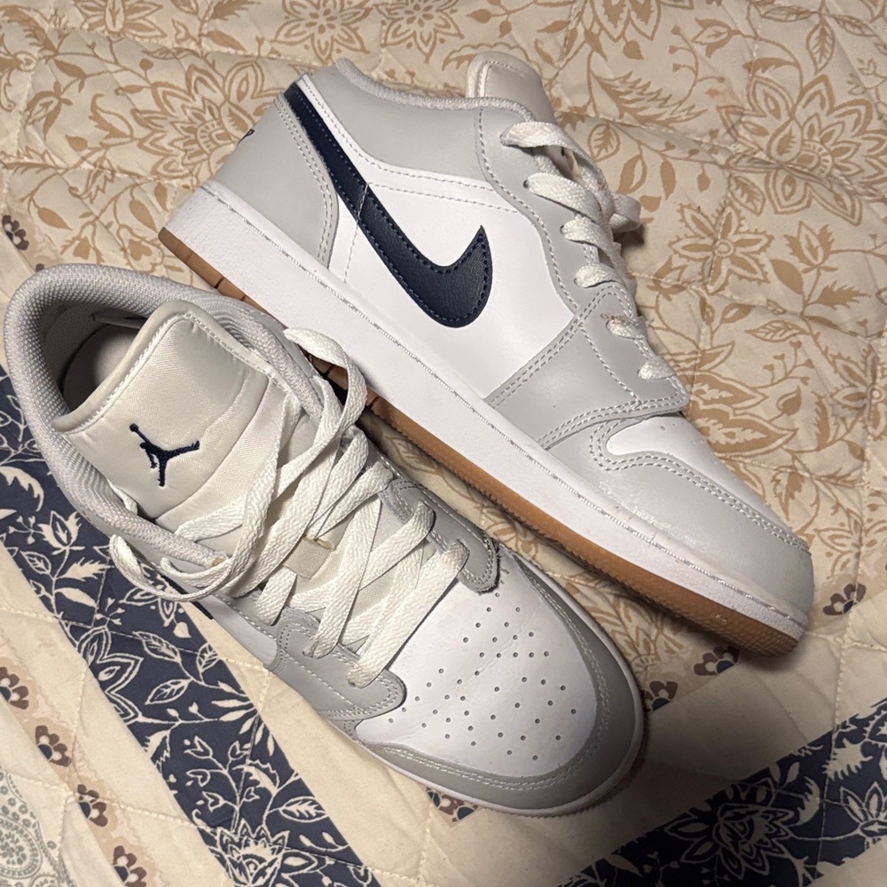 Nike White and Gray Low-Top Sneakers